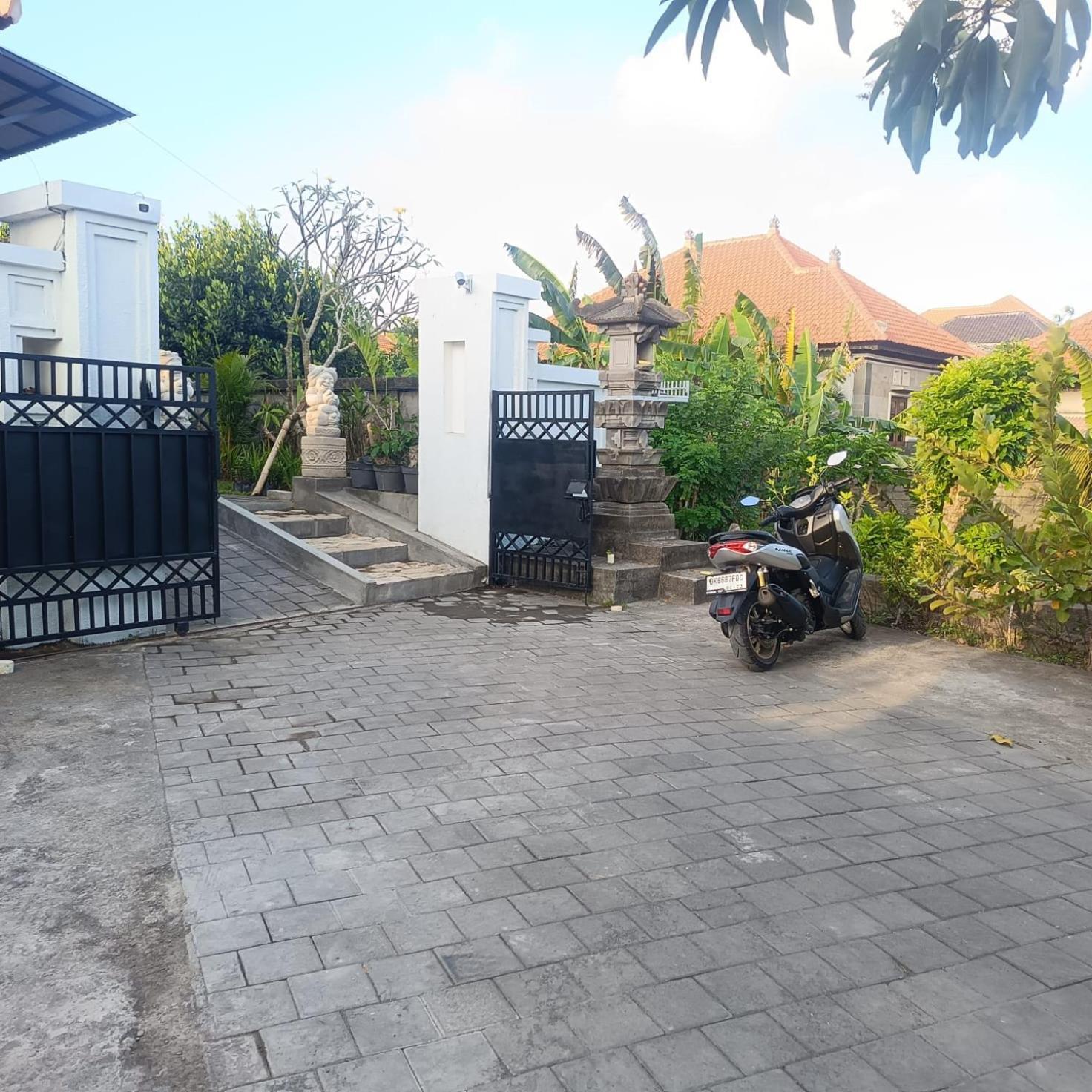 Prayoga Homestay Унґасан Екстер'єр фото
